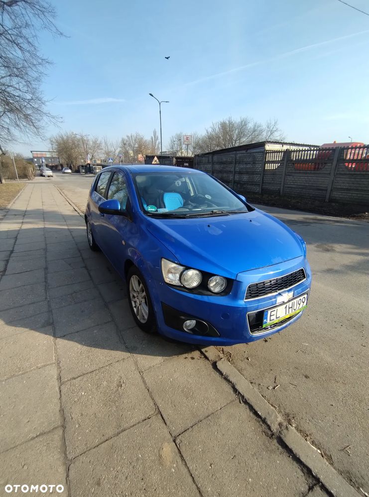 Chevrolet Aveo 1.6 LTZ - 2
