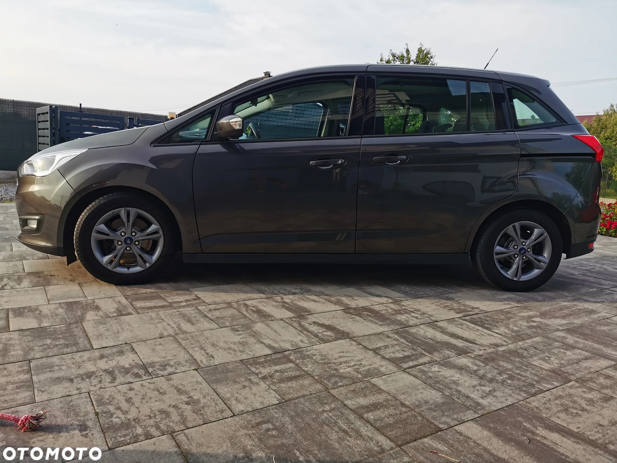 Ford Grand C-MAX Gr 1.5 TDCi Trend - 13