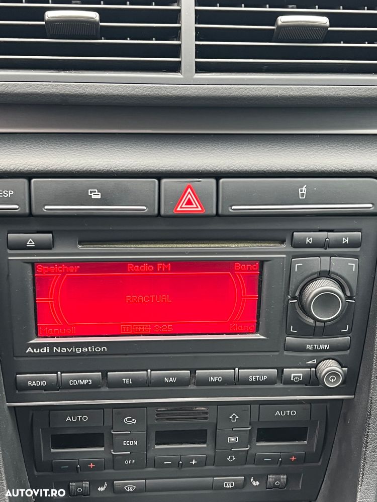 Audi A4 Avant 2.0 TDI - 17