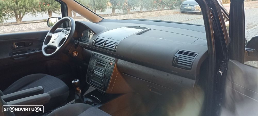 SEAT Alhambra 1.9 TDI Sport - 16