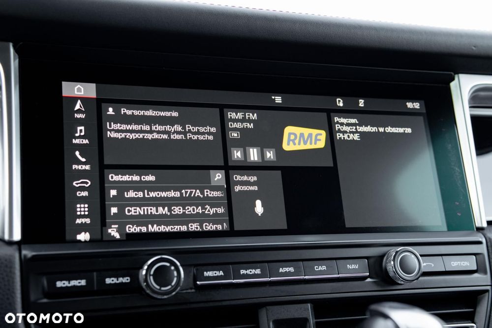 Porsche Macan Standard - 29