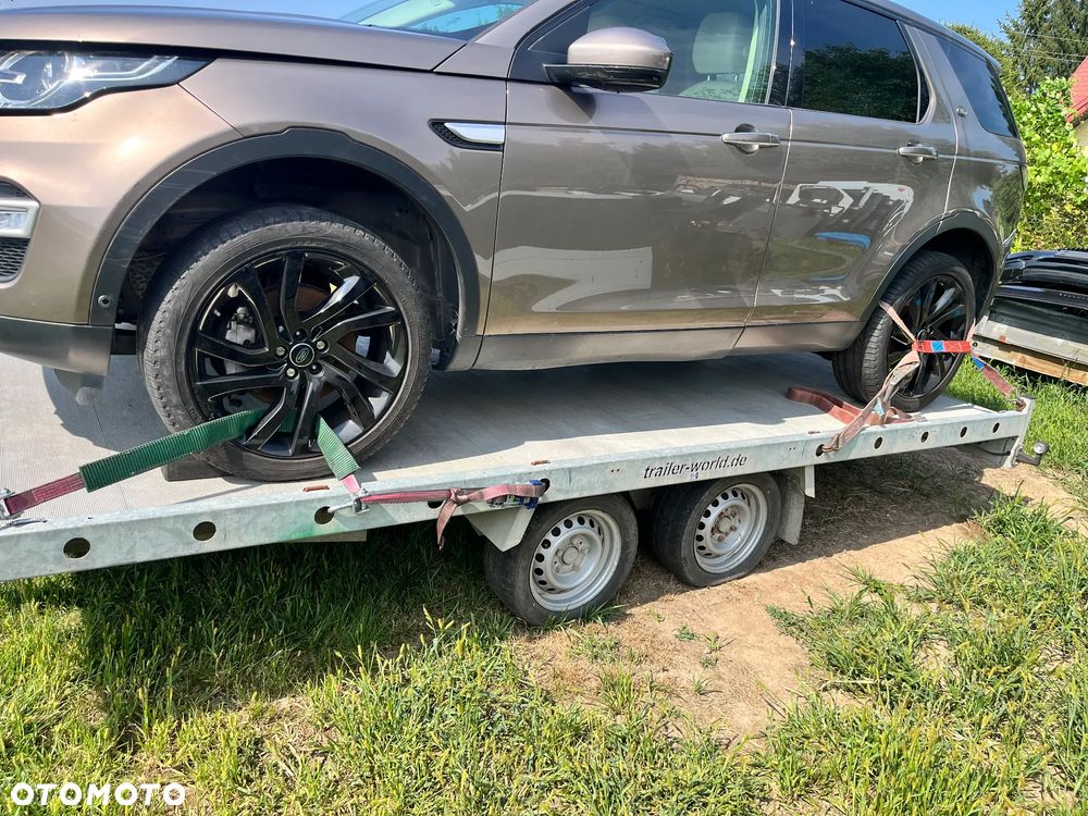 Land Rover Discovery Sport 2.0 TD4 HSE Luxury - 5
