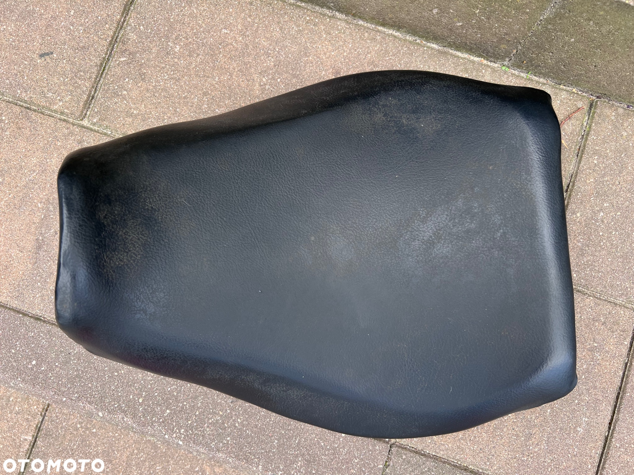 SIEDZENIE FOTEL KANAPA SUZUKI RF 600 - 2