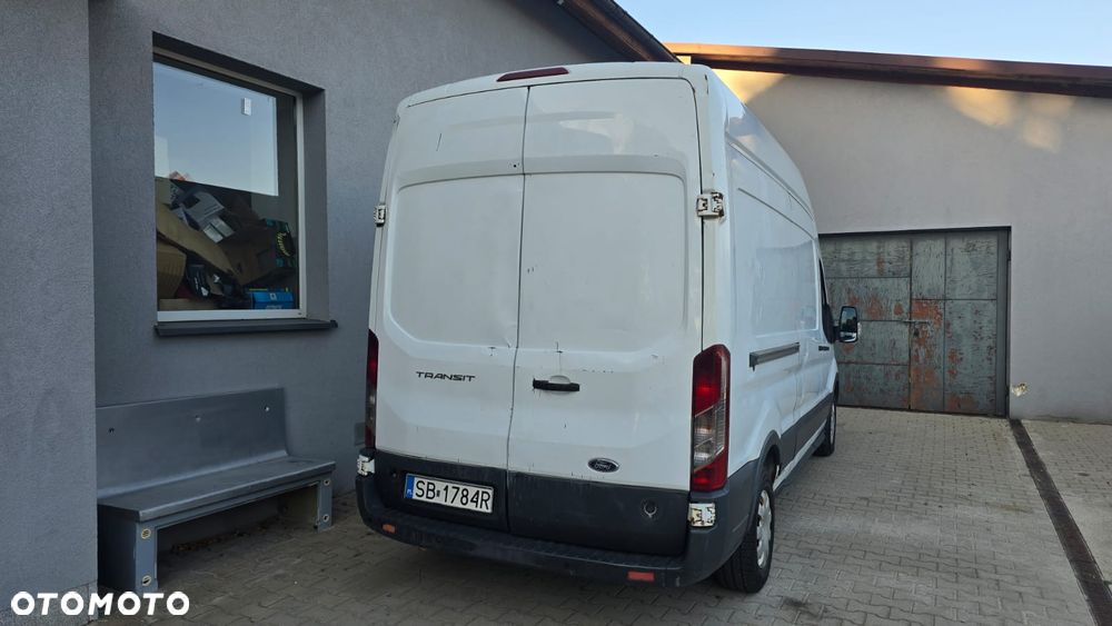 Ford Transit - 26