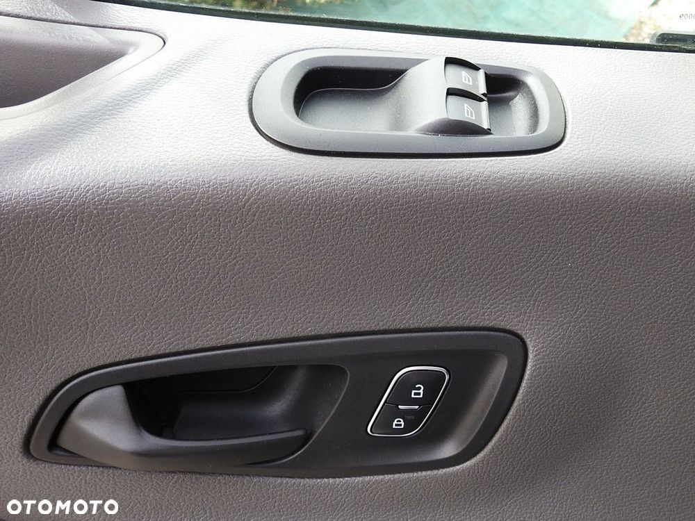 Ford TRANSIT SKRZYNIA PODWÓJNA KABINA DOKA 7 MIEJSC TEMPOMAT KLIMATYZACJA LEDY  130KM - 25