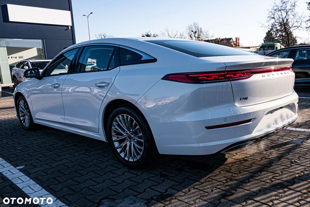 Bestune B70 2.0T Elegance - 5