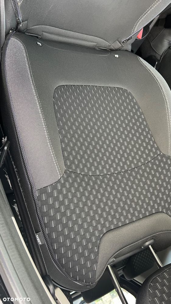 Renault Captur ENERGY TCe 120 Experience - 12