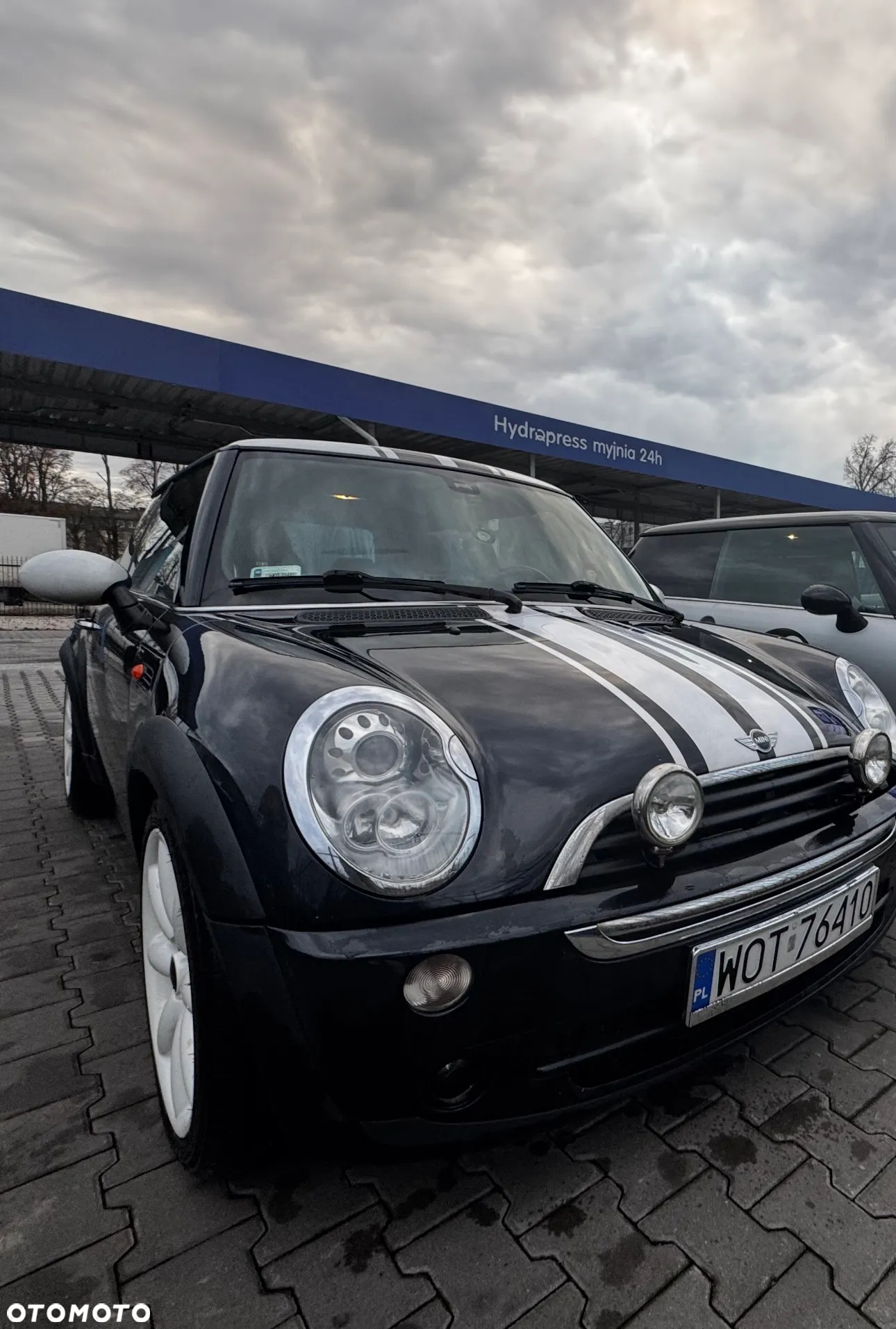 MINI ONE Standard - 10