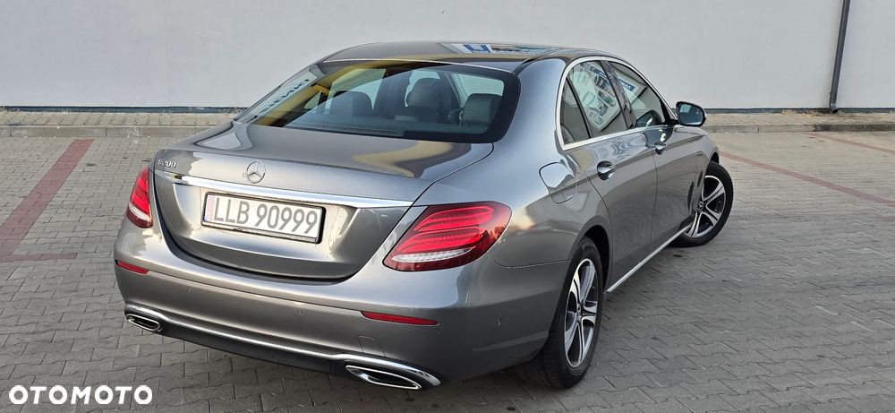 Mercedes-Benz Klasa E 200 9G-TRONIC Avantgarde - 18