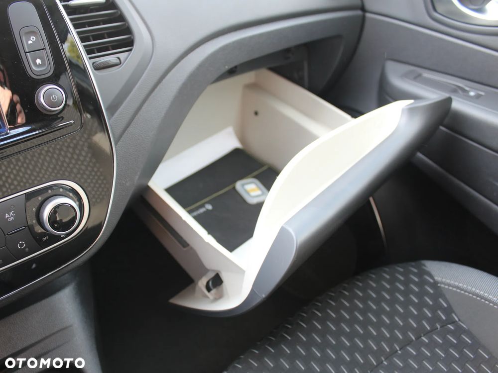 Renault Captur 1.0 TCe Intens - 23