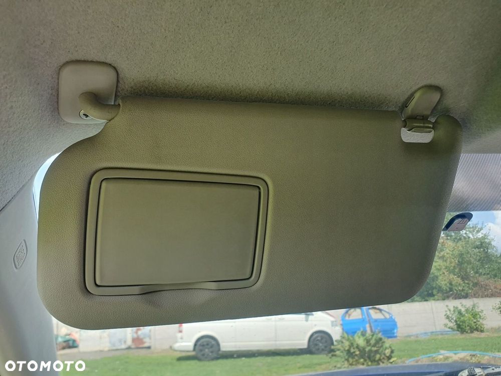 lampa tylna tył prawa MAZDA 2 2009 rok 1.4 ben 3drzwiowa - 3