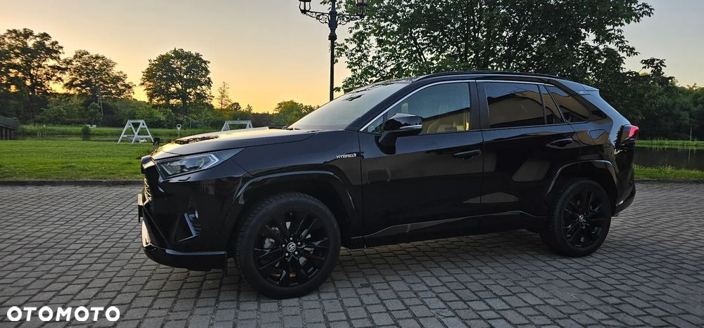 Toyota RAV4 2.5 Hybrid Black Edition by JBL 4x4 - 9