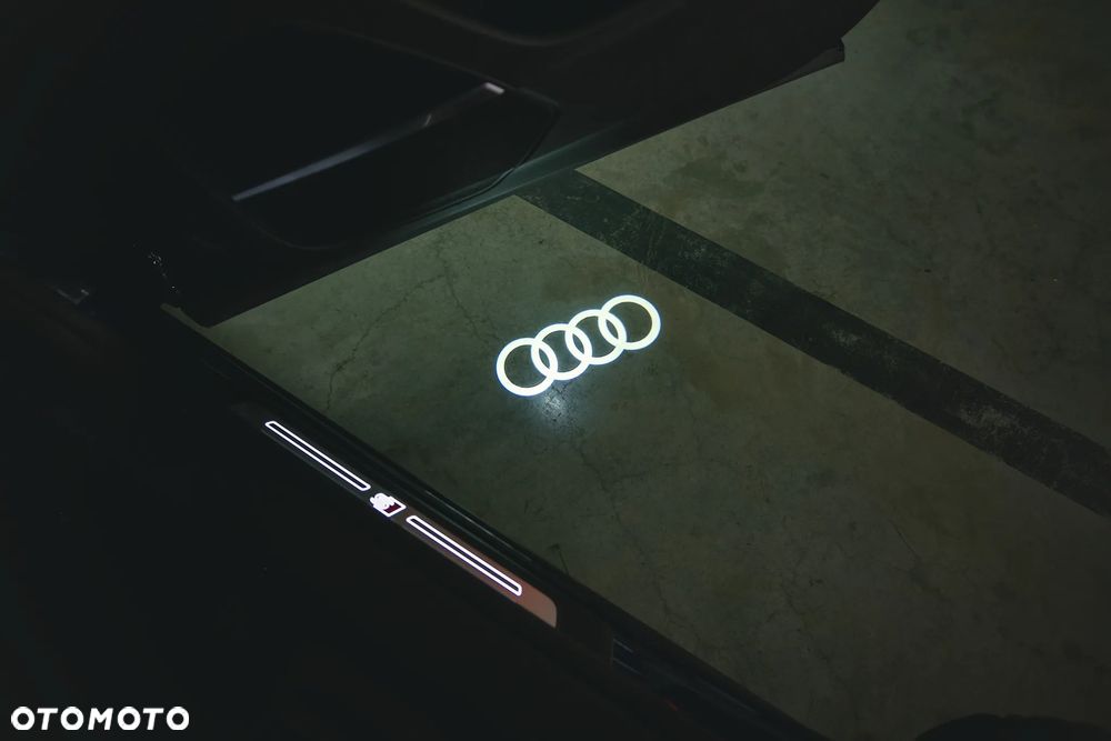Audi Q8 SUV TFSI quattro 250 kW tiptronic S line business - 34