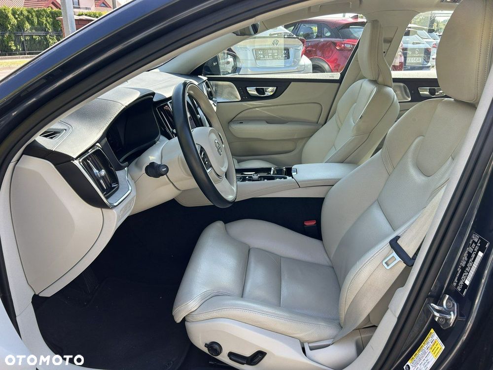 Volvo S60 - 16