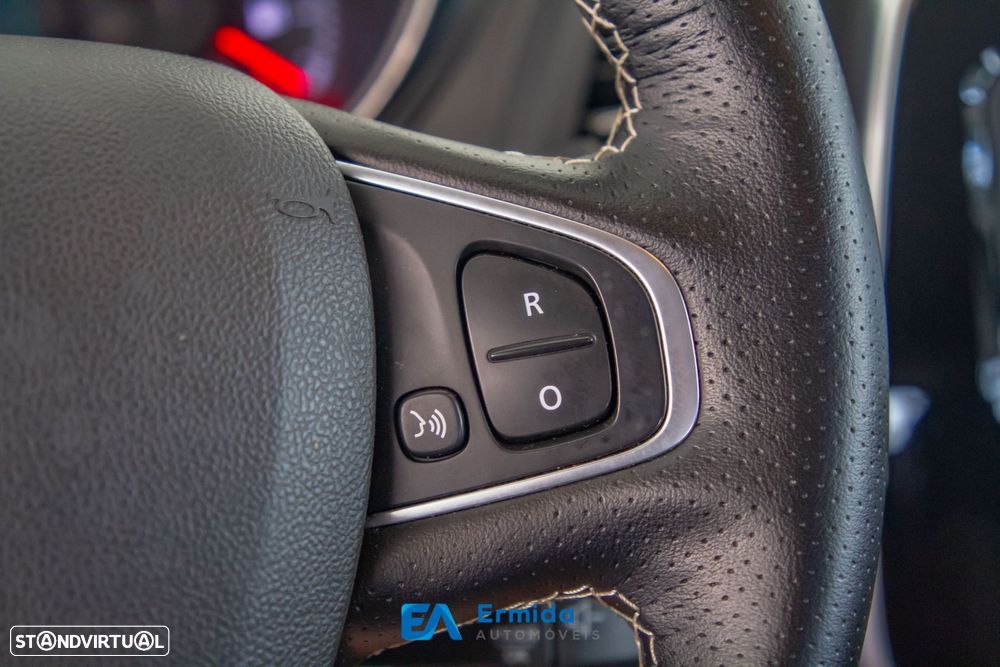 Renault Captur - 48