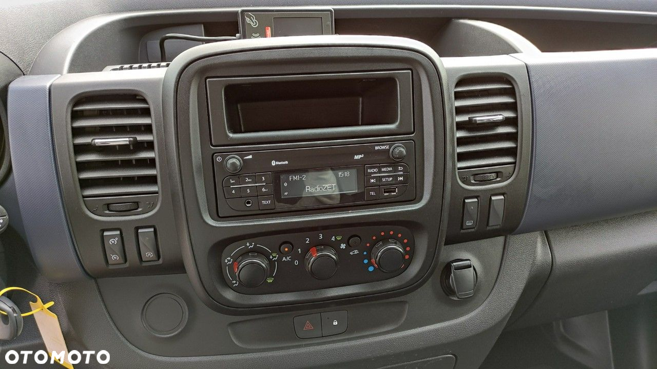 Opel Vivaro - 29