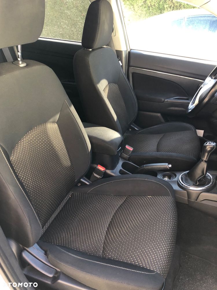 Mitsubishi ASX 1.6 Blue Sky Edition - 17