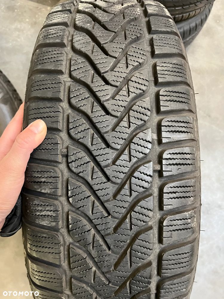 3xOpony 215/70R16 100H Lassa Competus Winter 2 M+S - 7