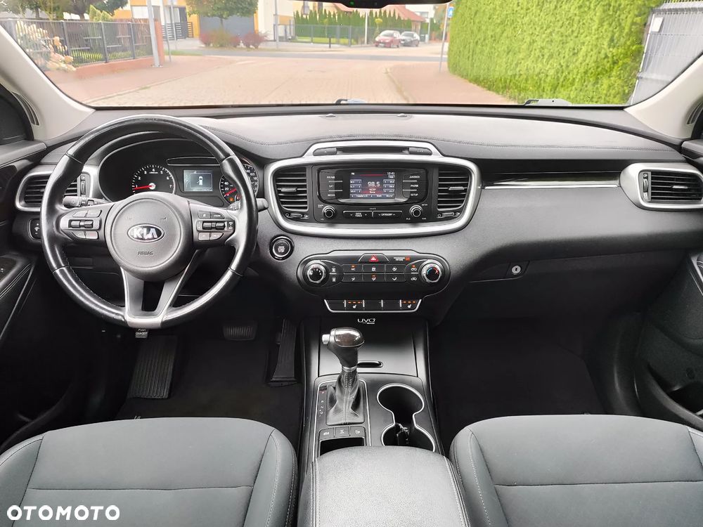 Kia Sorento - 10