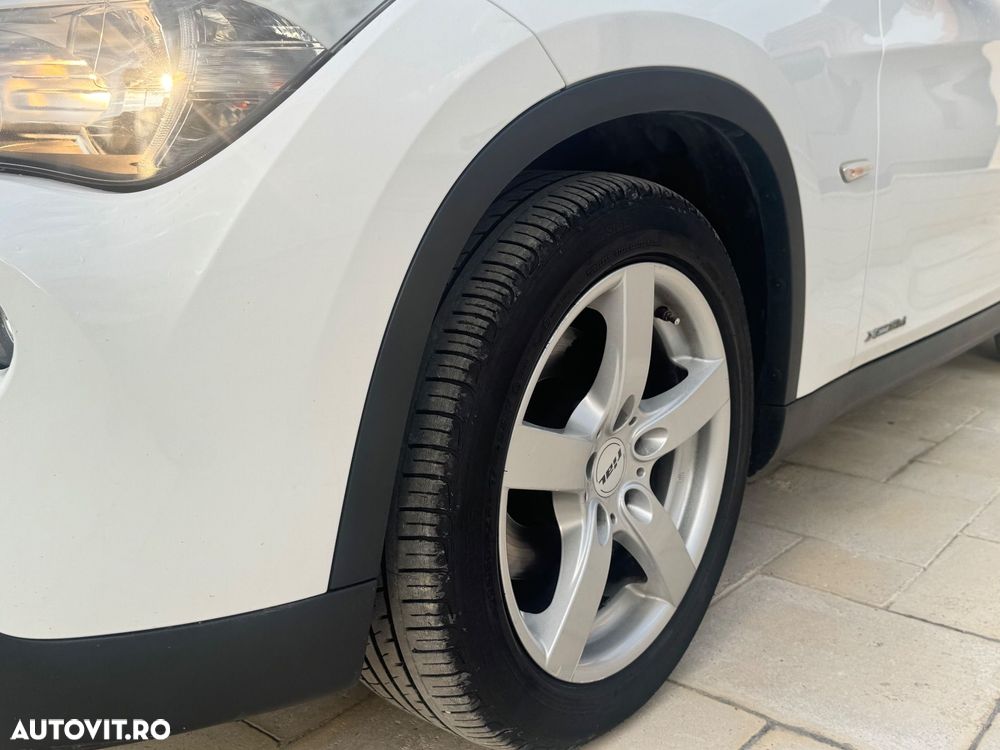 BMW X1 xDrive18d - 10