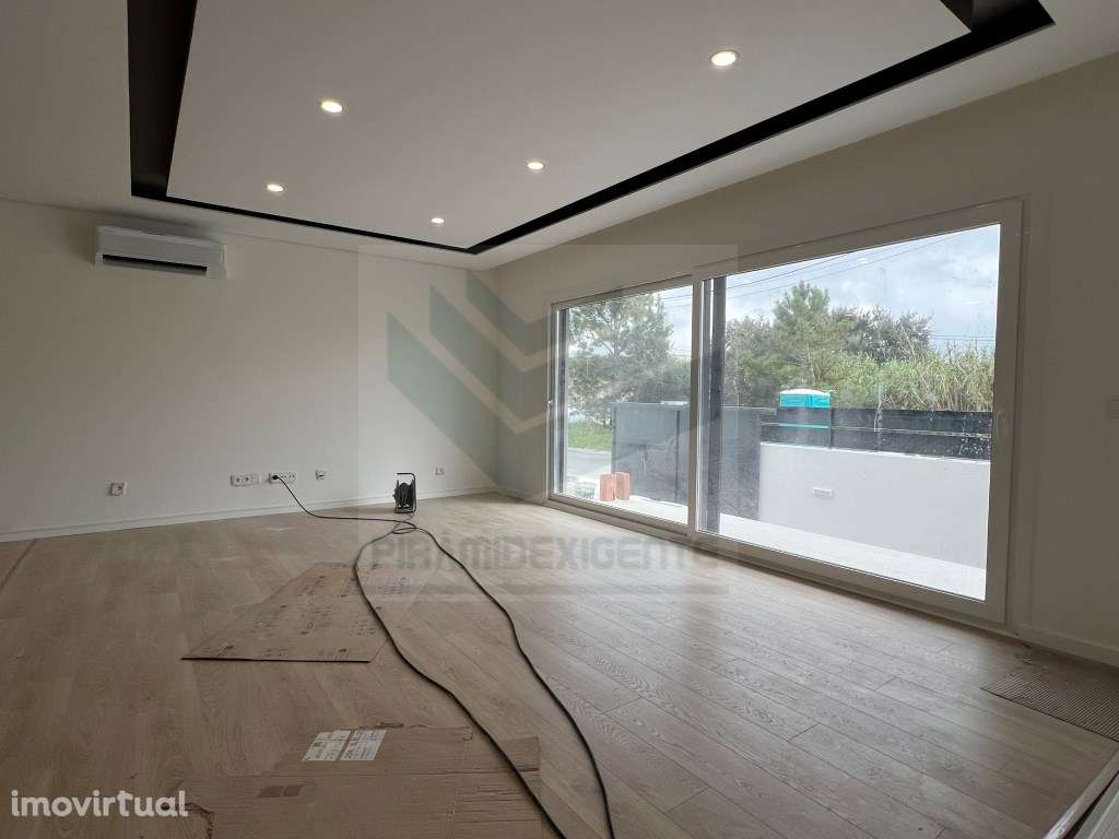 Moradia Isolada NOVA, T3+1, Lavandaria, A Pé de Transporte - Grande imagem: 4/25