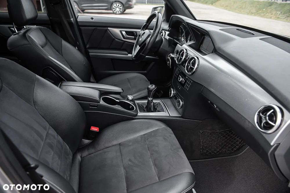 Mercedes-Benz GLK 200 CDI (BlueEFFICIENCY) - 29