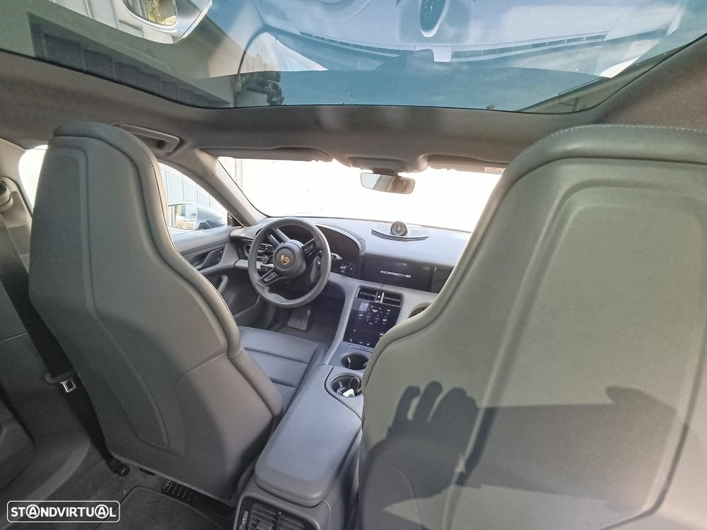 Porsche Taycan Standard - 9