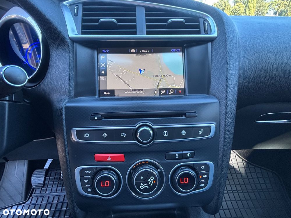 DS Automobiles DS 4 Crossback - 24