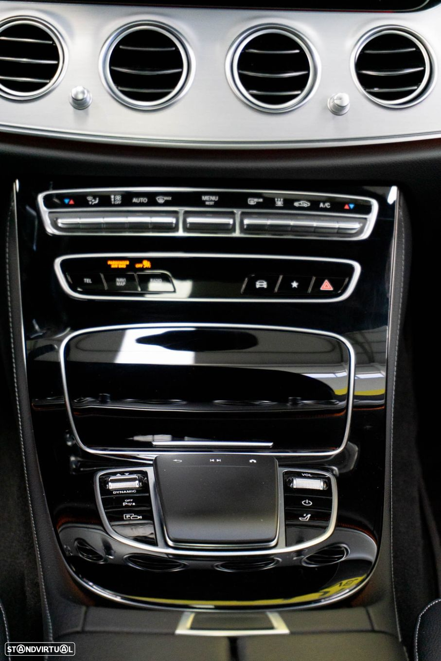 Mercedes-Benz E 300 de AMG Line - 22