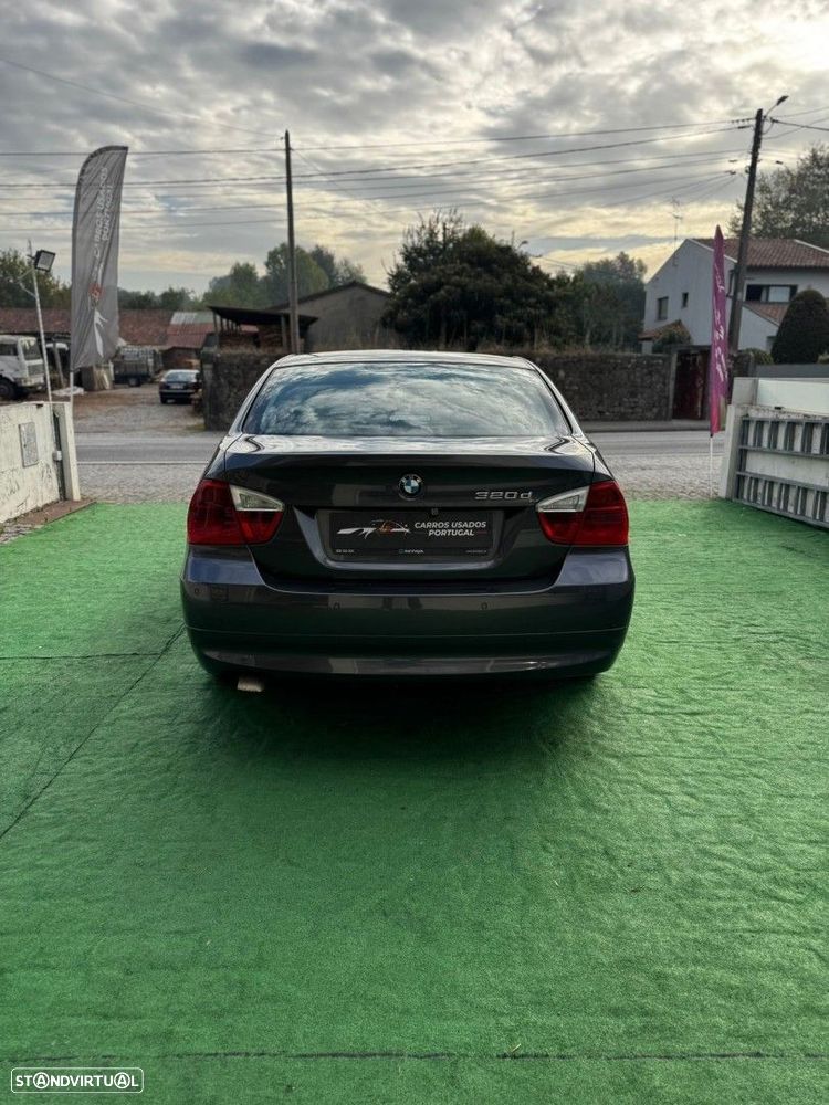 BMW 320 dA Exclusive - 7