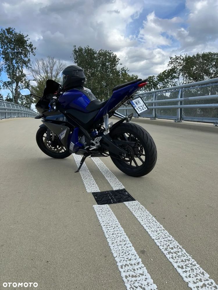 Yamaha YZF - 6