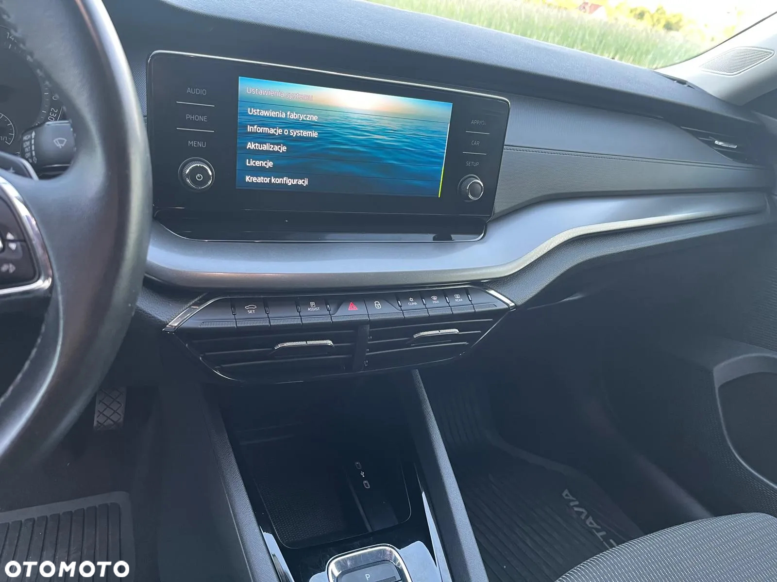 Skoda Octavia 2.0 TDI Ambition DSG - 10