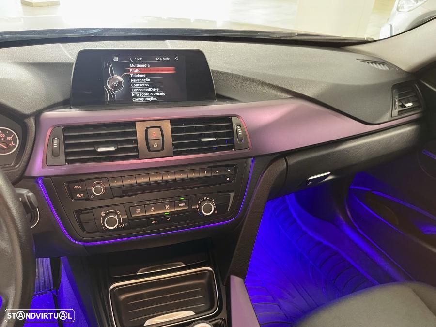 BMW 320 d Touring ED Advantage - 13