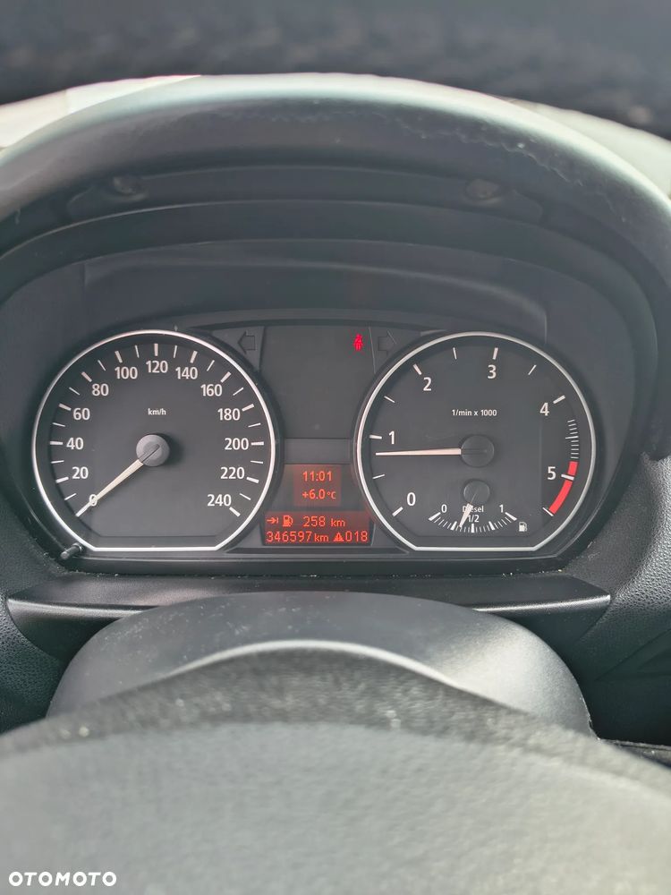 BMW Seria 1 118d - 9