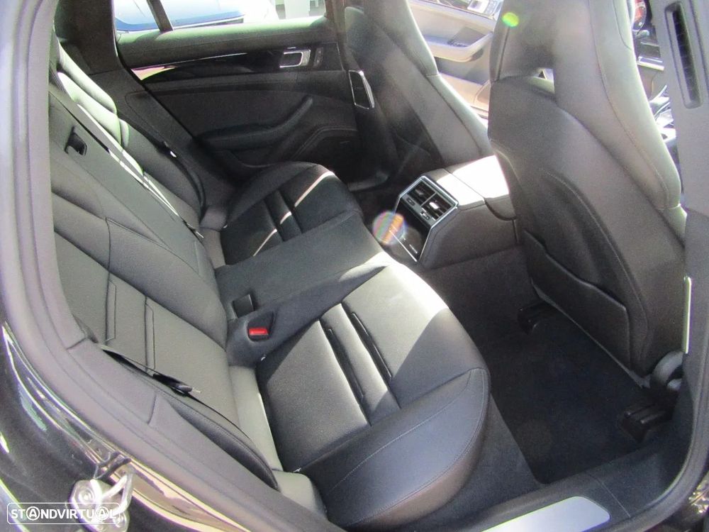 Porsche Panamera 4S E-Hybrid Executive - 13