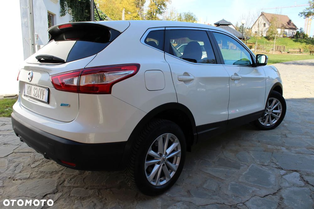 Nissan Qashqai 2015 photo 4