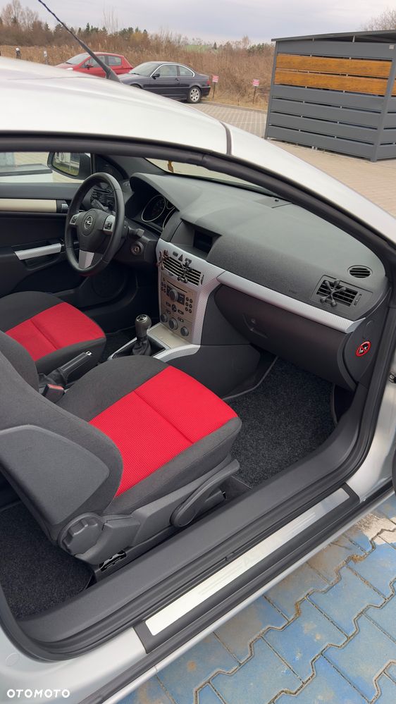 Opel Astra 1.6 Enjoy - 15