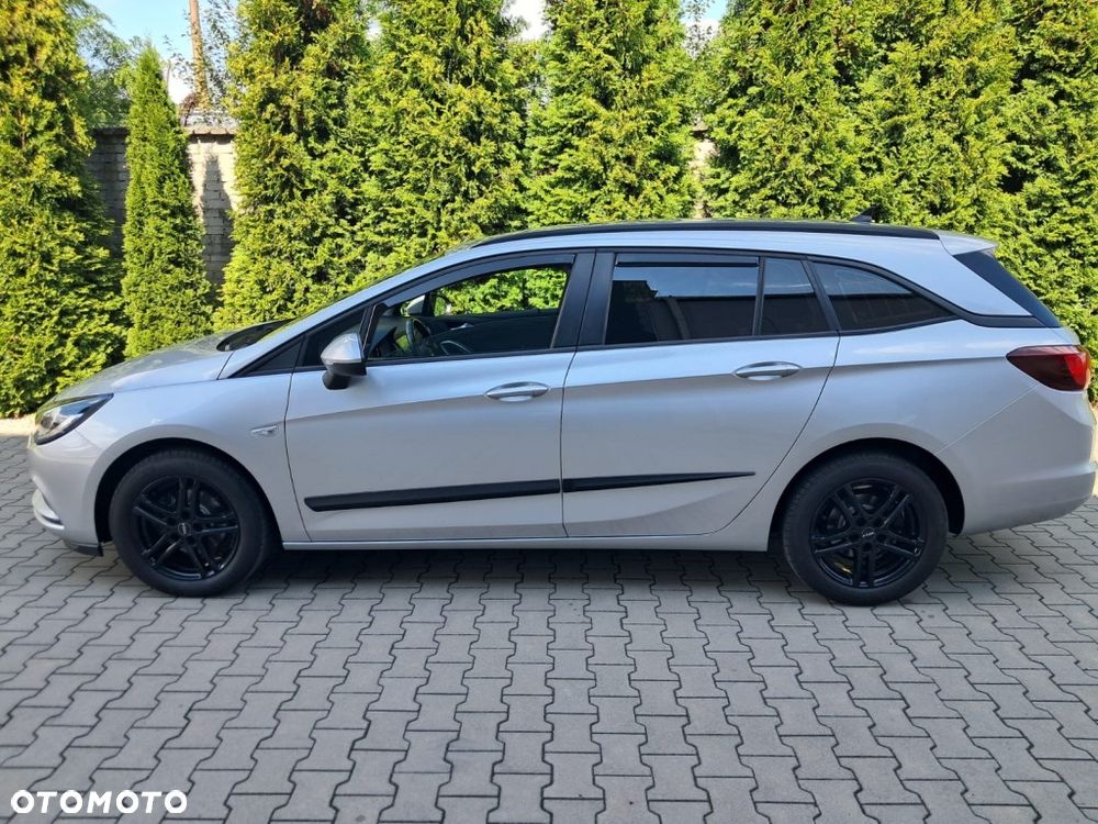 Opel Astra 1.4 T Dynamic - 9