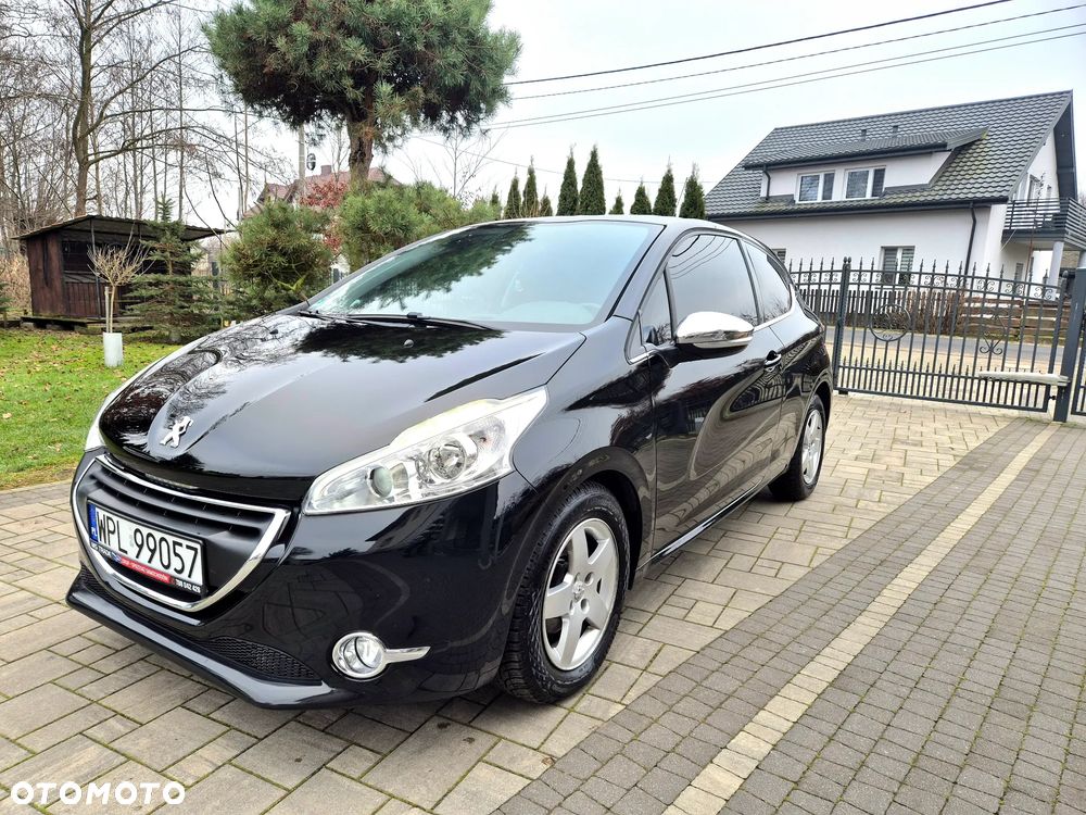 Peugeot 208 e-HDi 92 Stop&Start Style - 4