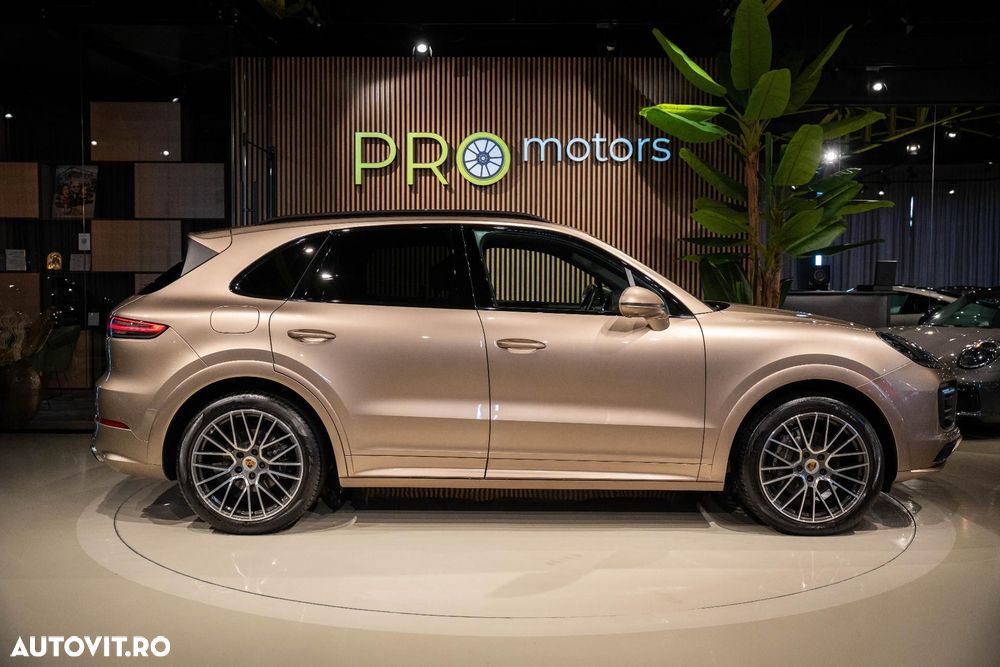 Porsche Cayenne Standard - 20