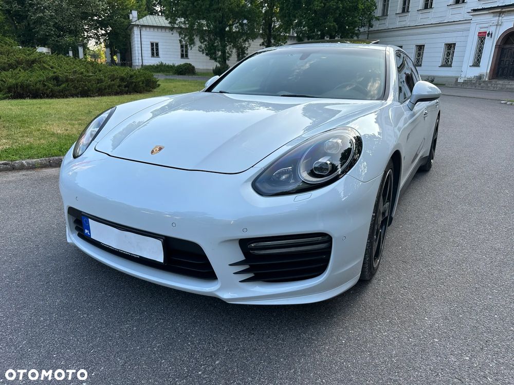 Porsche Panamera - 13