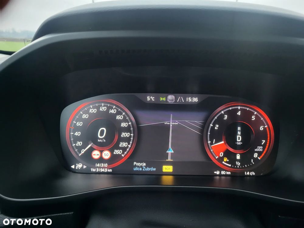 Volvo XC 40 B4 B DKG Momentum - 19