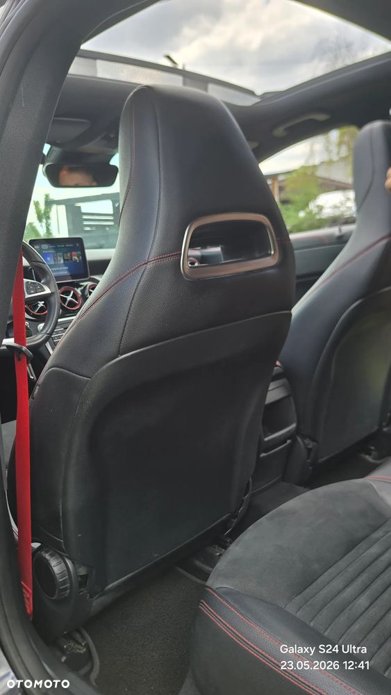 Mercedes-Benz CLA - 10
