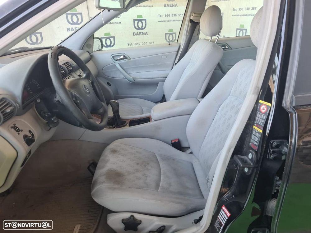 CONJUNTO DE PNEUS MERCEDES-BENZ CLASE C BM 203 BERLINA - 3