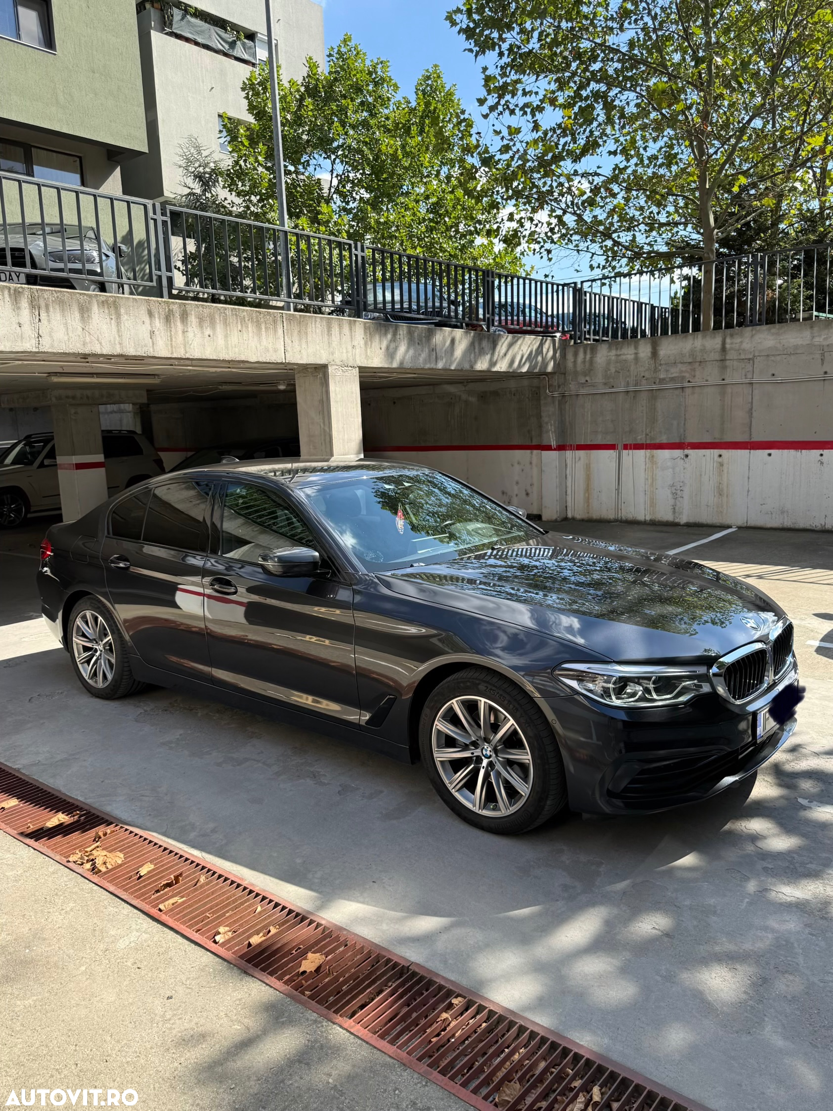 BMW Seria 5 520d xDrive Aut. Sport Line - 8