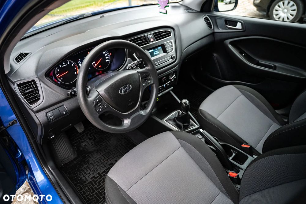 Hyundai i20 - 10