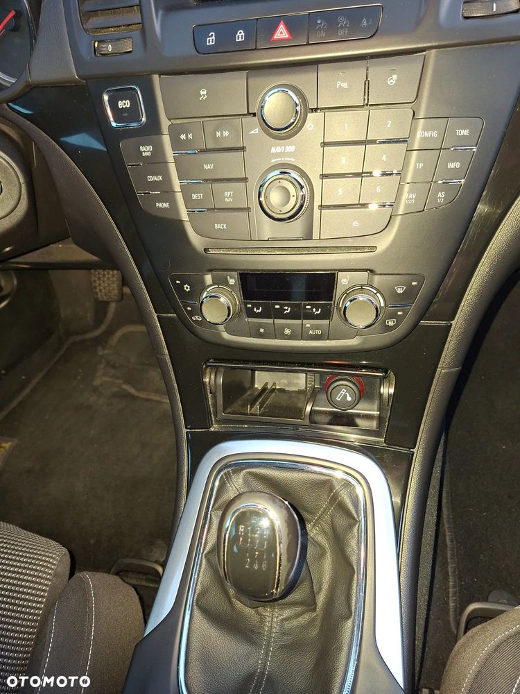 Opel Insignia - 22
