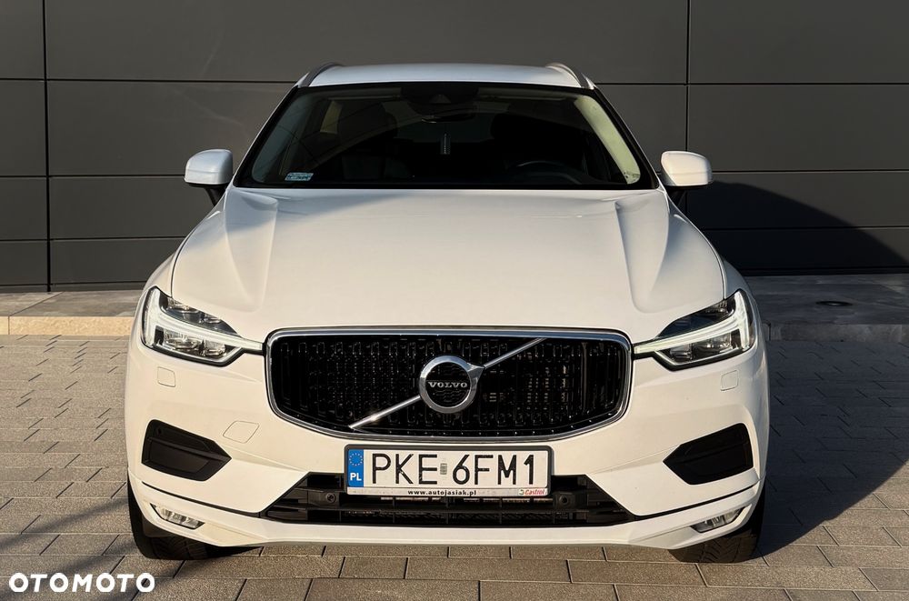 Volvo XC 60 D4 Momentum Pro - 2