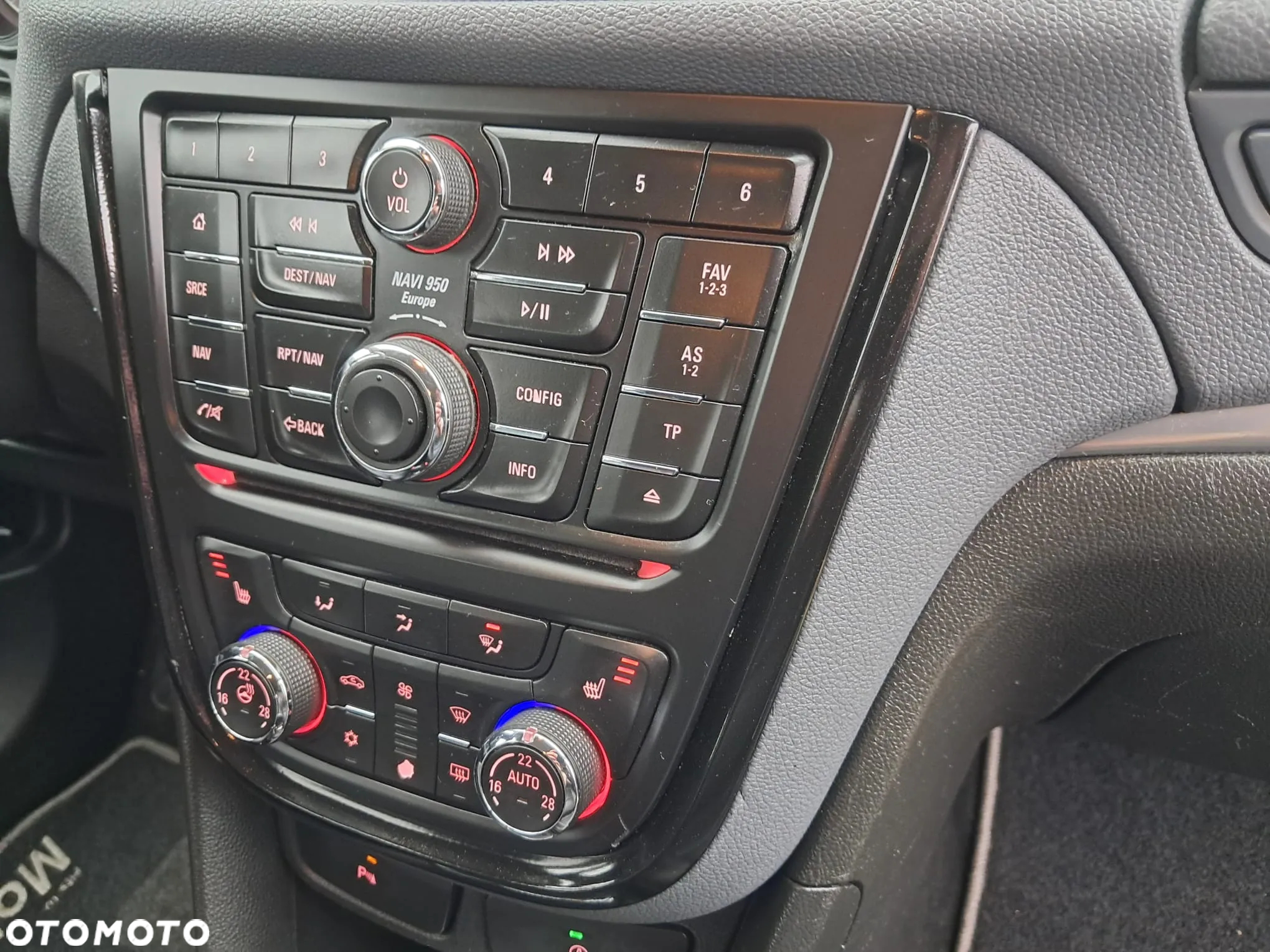 Opel Mokka 1.6 CDTI Cosmo S&S - 18