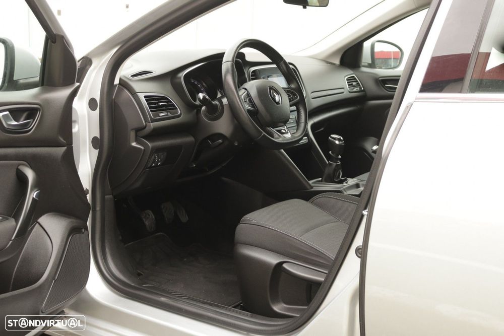 Renault Mégane 1.5 Blue dCi Zen - 13